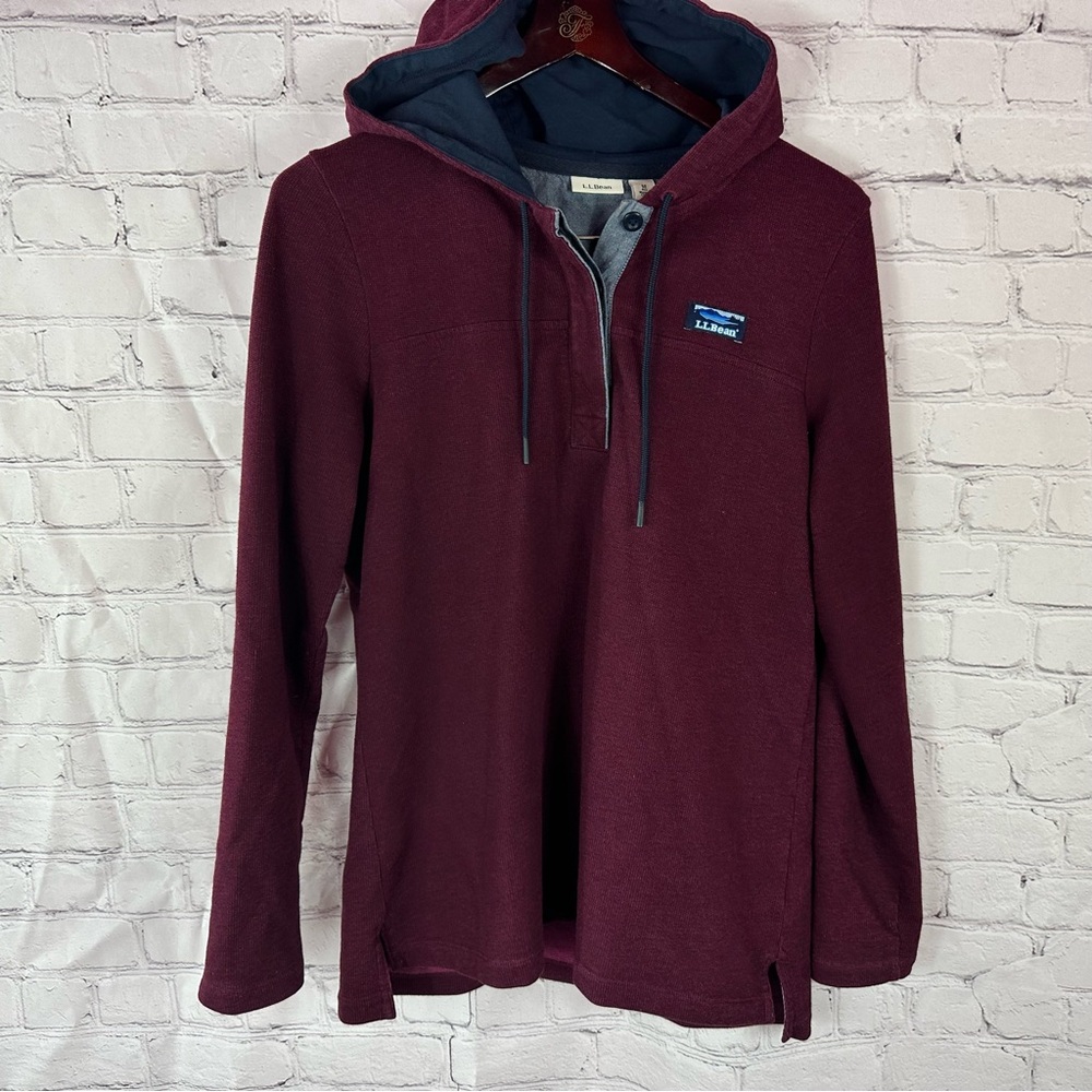 L.L. Bean Men’s Maroon Hooded Crewneck Pullover
